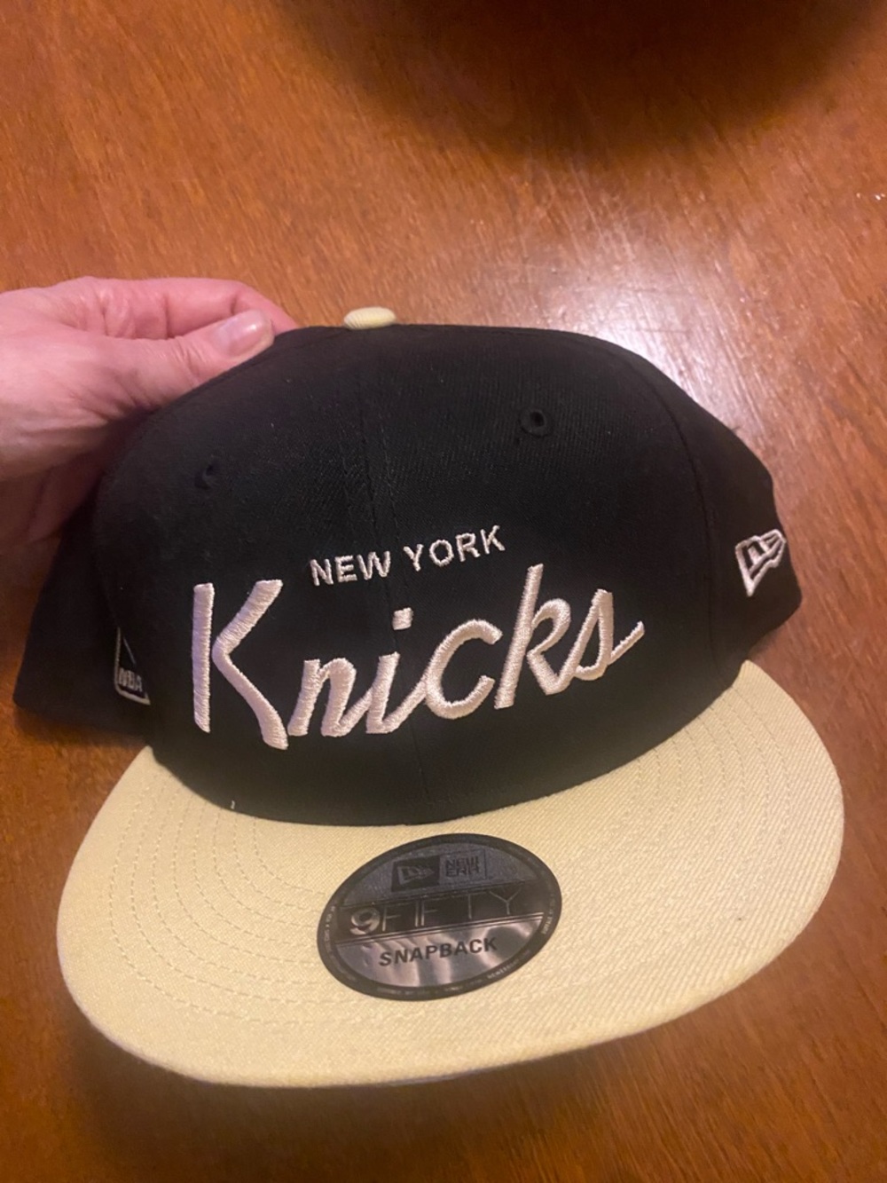 New Era New York Knicks Script Snapback Hat - Black & yellow